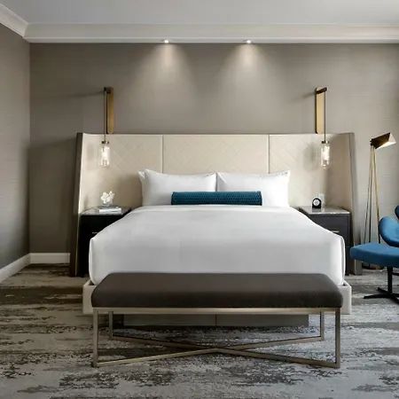 Fairmont Gold At Fairmont Vancouver Airport-2